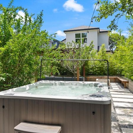 Hot Tub Hideaway An Incredible Hangout Plus Amenities Villa Austin Esterno foto